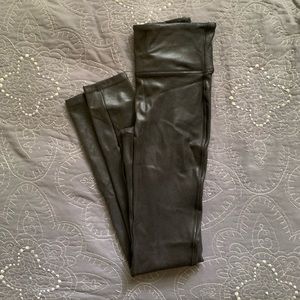 Spanx Womens Black High Rise Faux Leather Small Comfort Vegan Classic Leggings